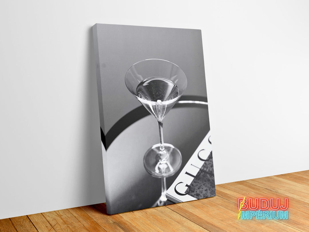 Gucci modern canvas wall art for stylish wall decor.